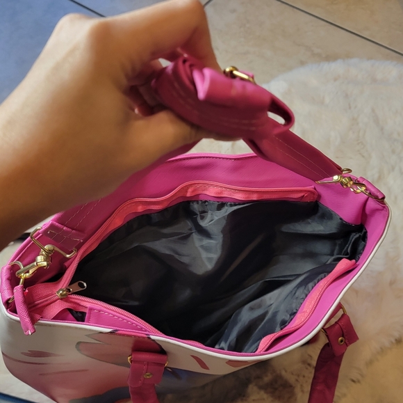 Stitch purse - Picture 3 of 3